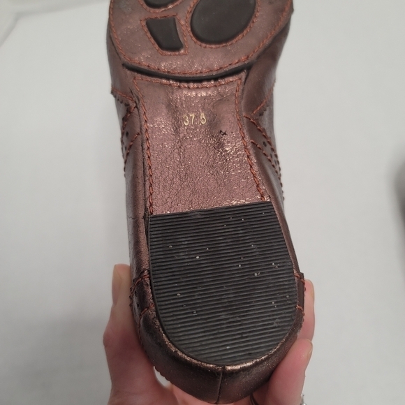 AllBlack Bronze Brown Leather Button Accent Art To Wear Slip On Shoe - Picture 7 of 9